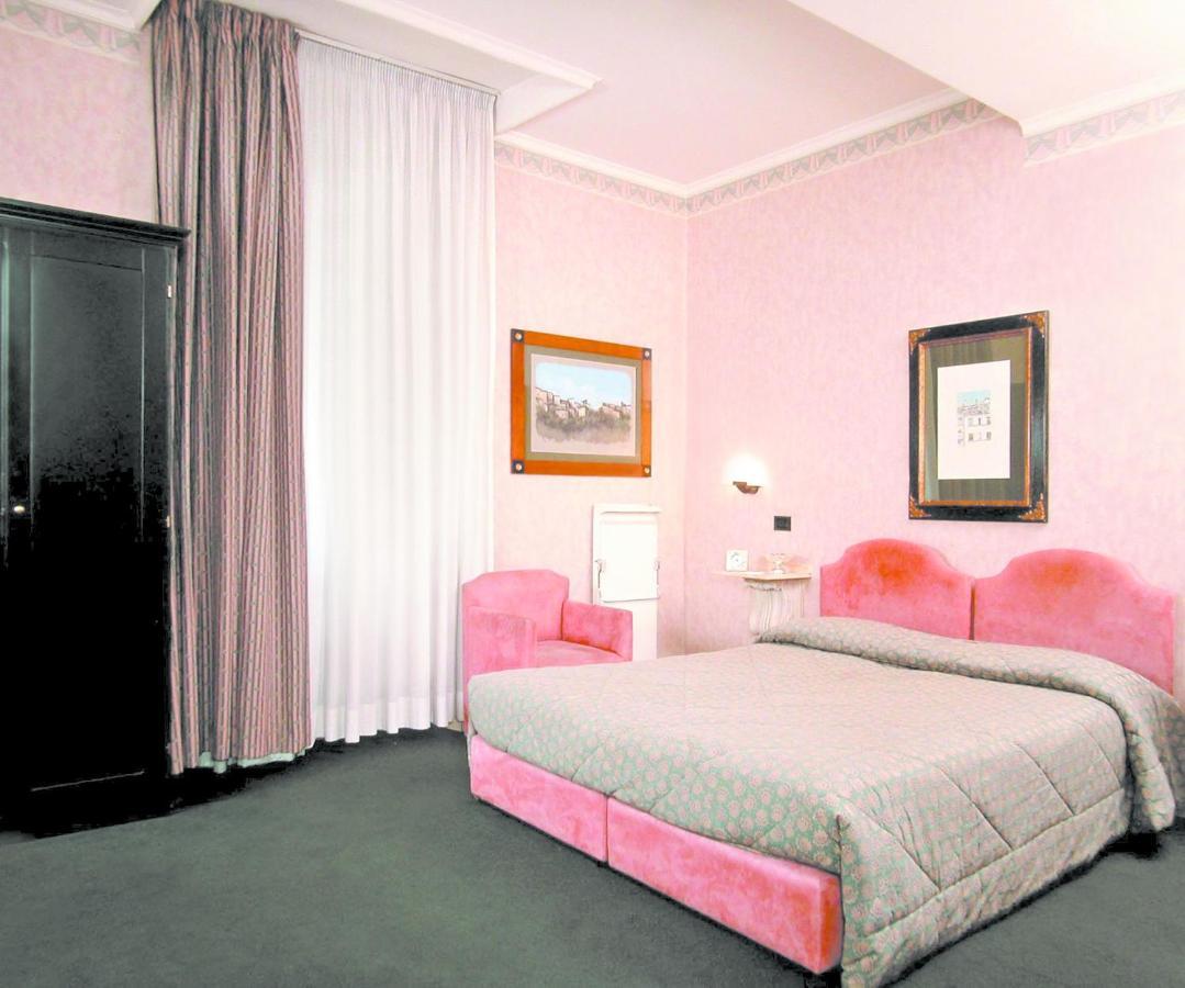 Hotel Valle Rome Exterior photo