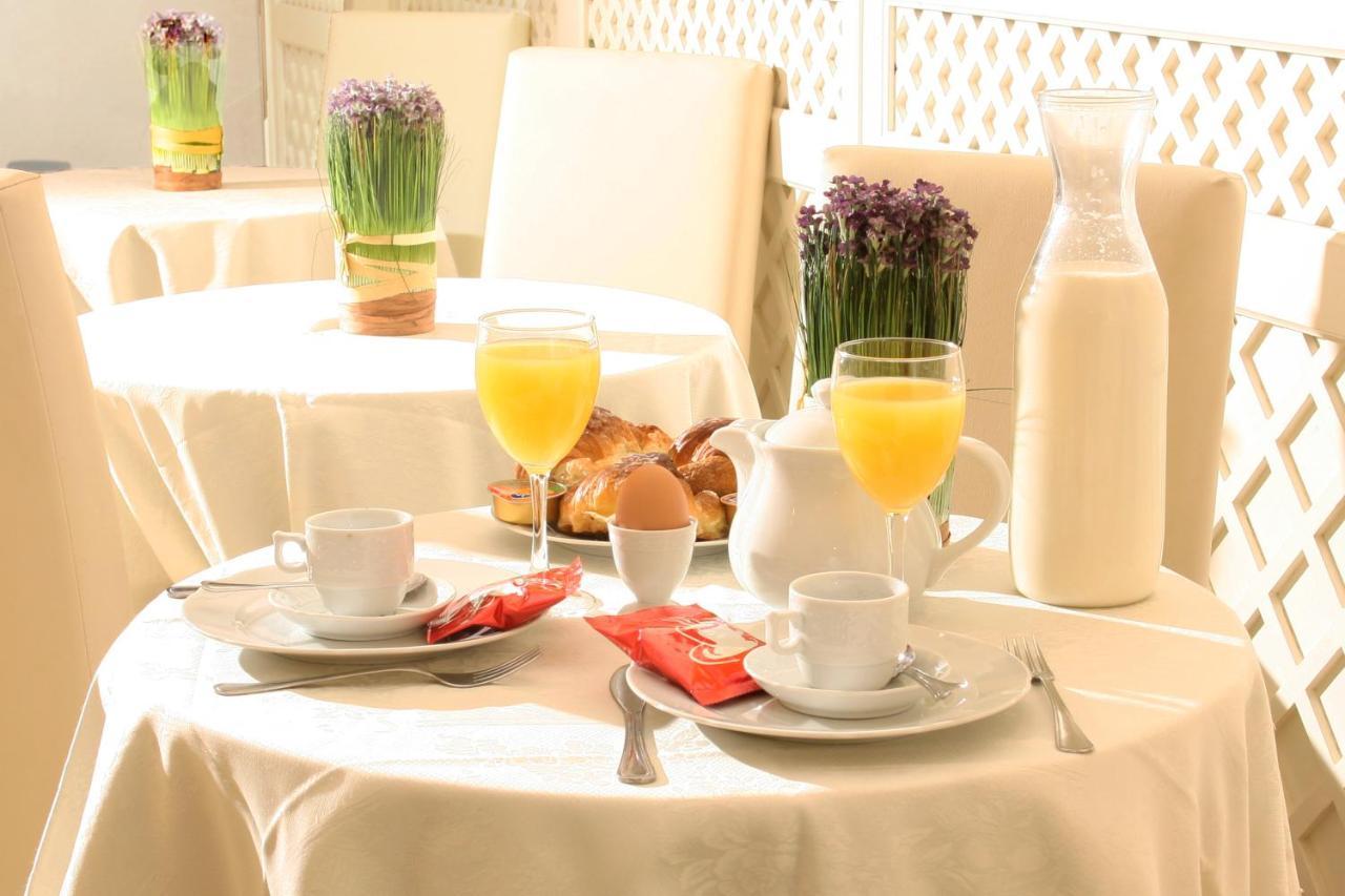 Hotel Valle Rome Exterior photo