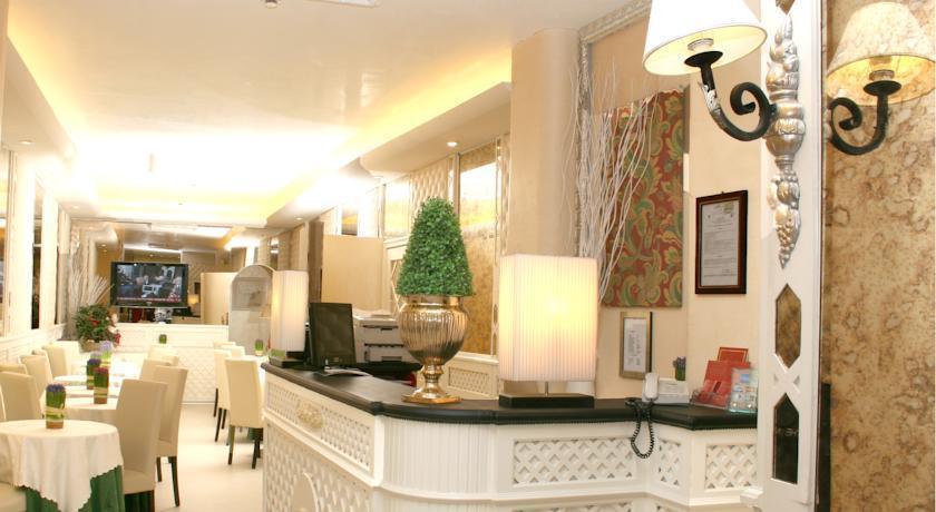 Hotel Valle Rome Exterior photo