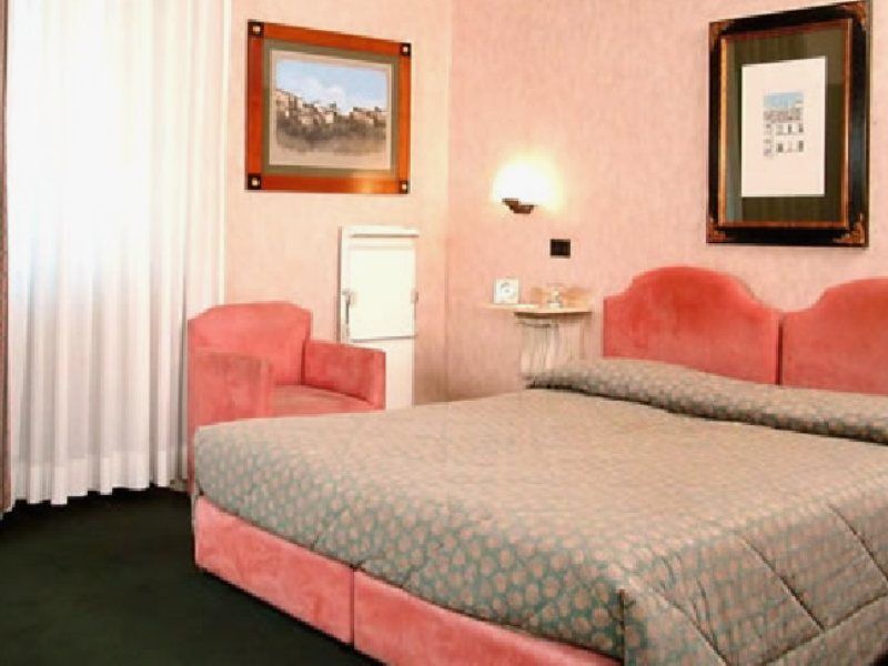 Hotel Valle Rome Exterior photo